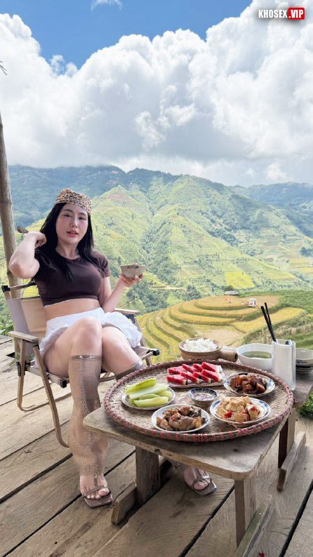 Em gymer Bùi Thu Hằng lộ clip sex địt nhau với người yêu trong khách sạn - Phần 2 - Hình 14