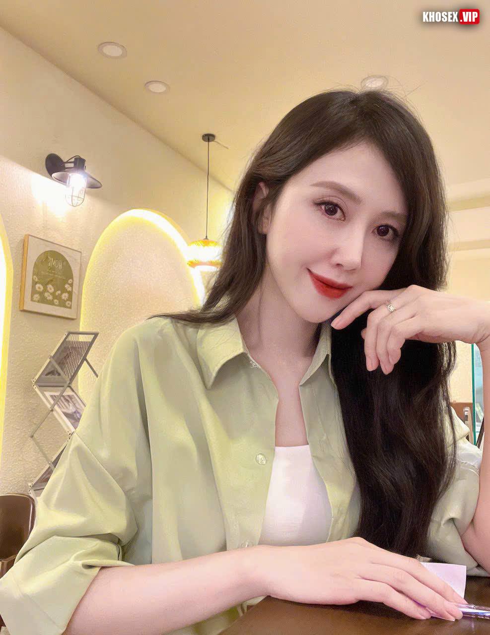 Em người mẫu siêu đẹp lộ clip sex ngon đét - Phần 3 (Hết) - Hình 03