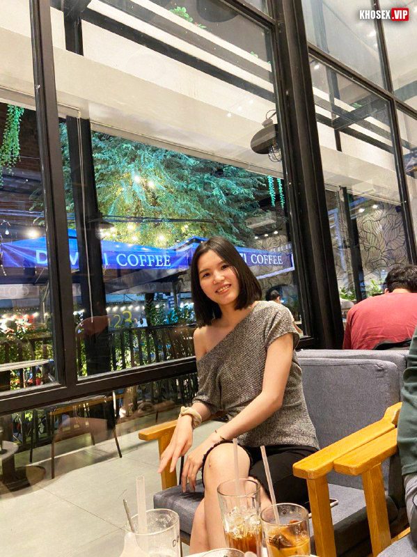 Vợ cuồng dâm thích chồng địt mạnh bạo BDSM - Hình 04