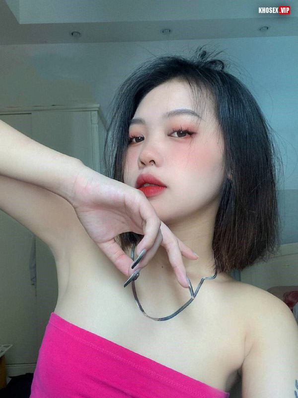 Vừa chịch vừa vỗ mông em người yêu cực ngon (Full Clip + Pic) - Hình 02