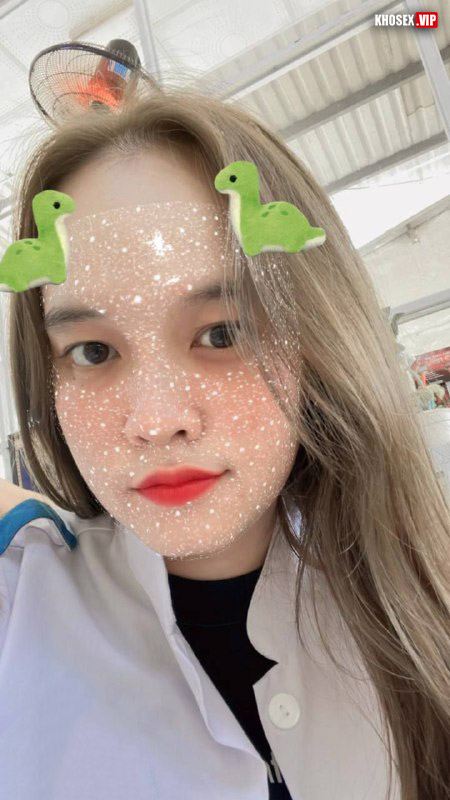 Cặp đôi thích đụ public chịch nhau trước cửa phòng trọ - Phần 2 - Hình 03