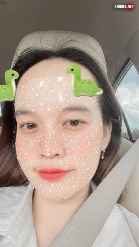 Cặp đôi thích đụ public chịch nhau trước cửa phòng trọ - Phần 2 - Hình 04