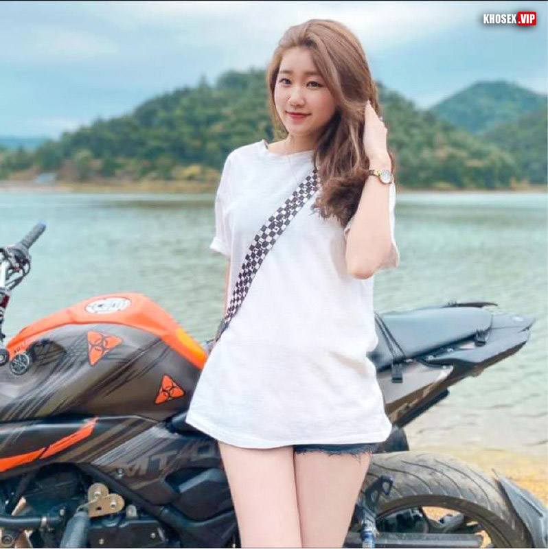 Chồng dập như vầy vợ sướng chết mất - Hình 06