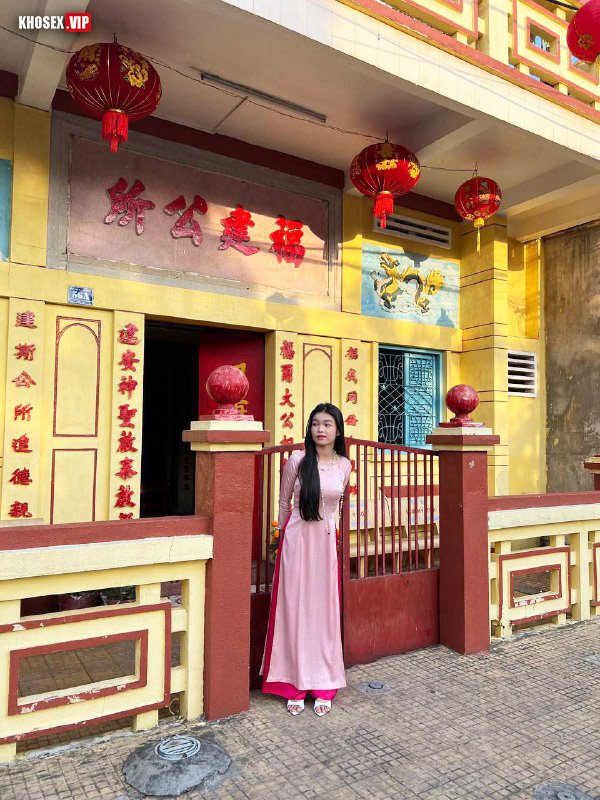 Clip sex Em teen xinh và bạn trai, em bú cái nét dâm quá - Phần 2 -Hình 10