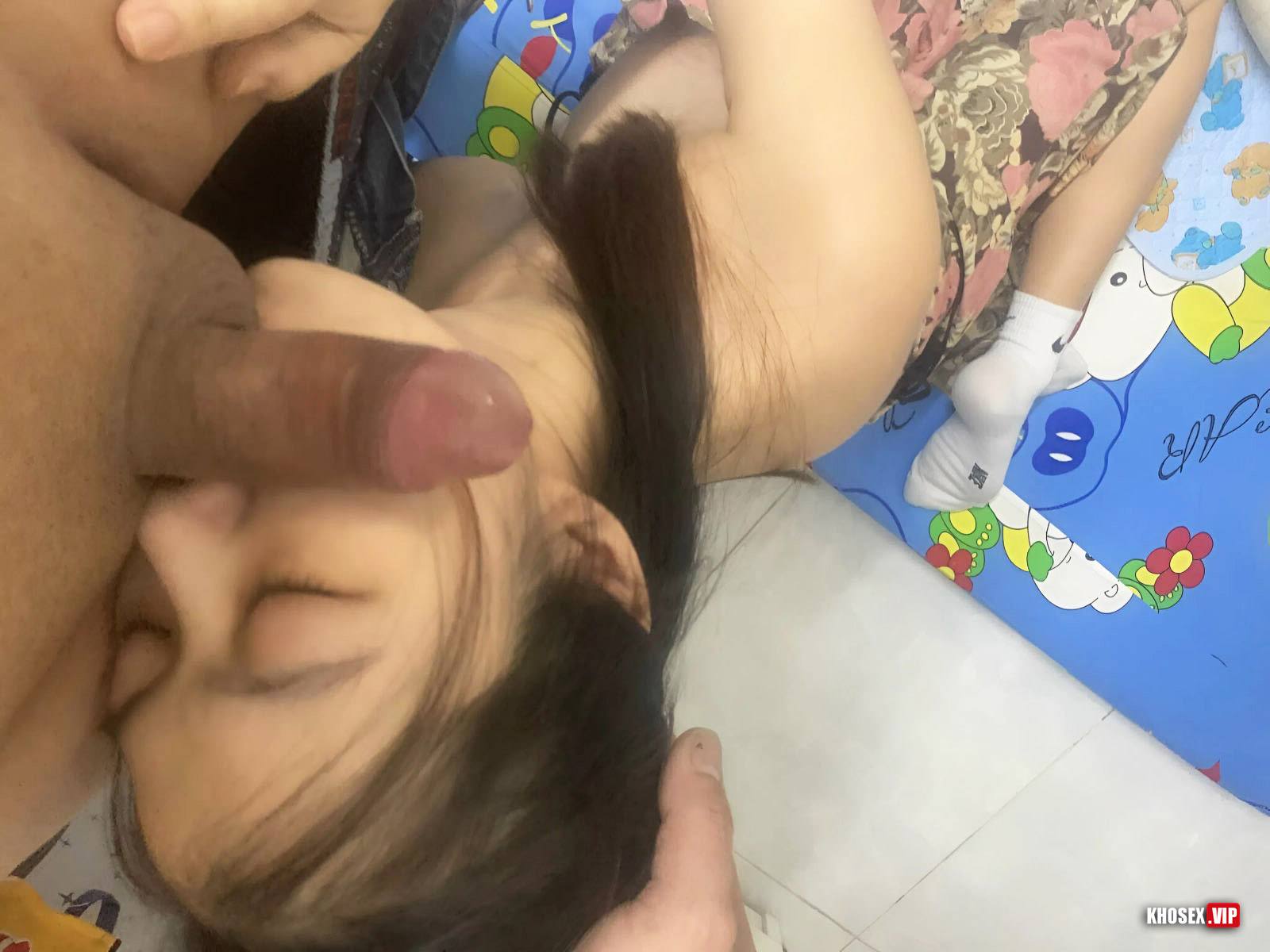 Địt vợ bầu đang cho con bú móc lồn bắn nước tung tóe (Full Clip + Pic) - Hình 10