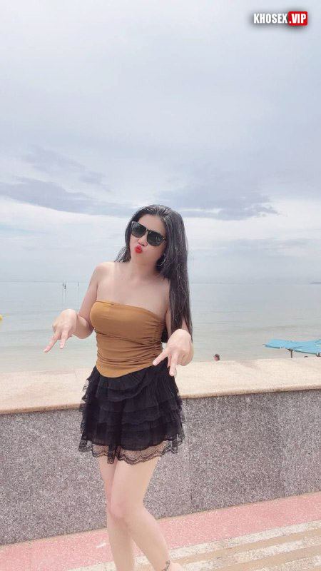 Đụ vợ mạnh bắn vô lồn vợ đi sướng quá (Full Clip + Pic) - Hình 02