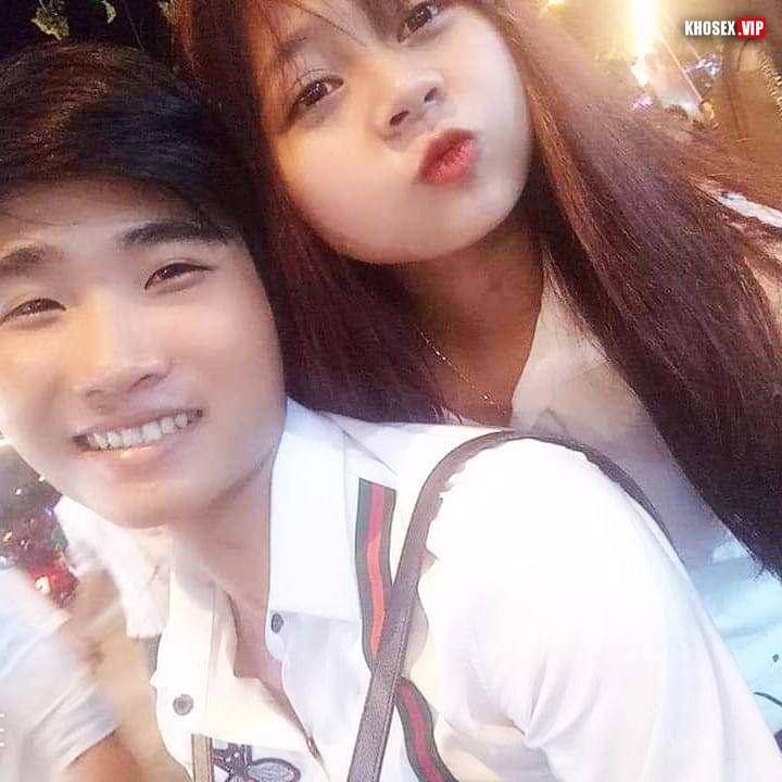 Em đang sướng mà anh cứ hỏi thằng khác cặc bự hơn anh không - Hình 01