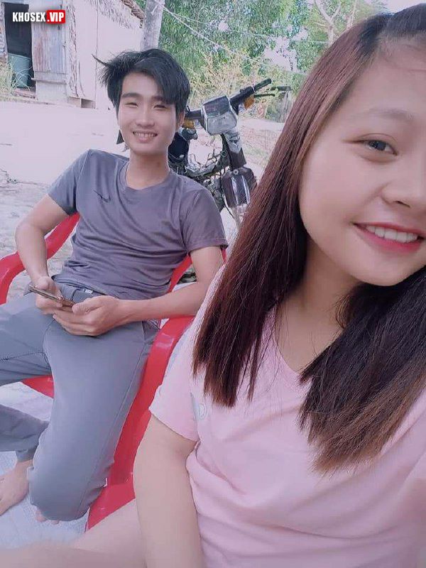 Em đang sướng mà anh cứ hỏi thằng khác cặc bự hơn anh không - Hình 02