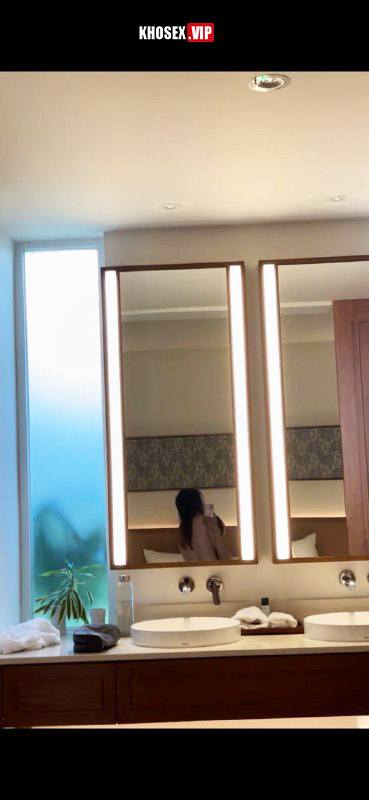 Gái xinh bú cu anh cả buổi mới cho anh địt - Phần 3 - Hình 03