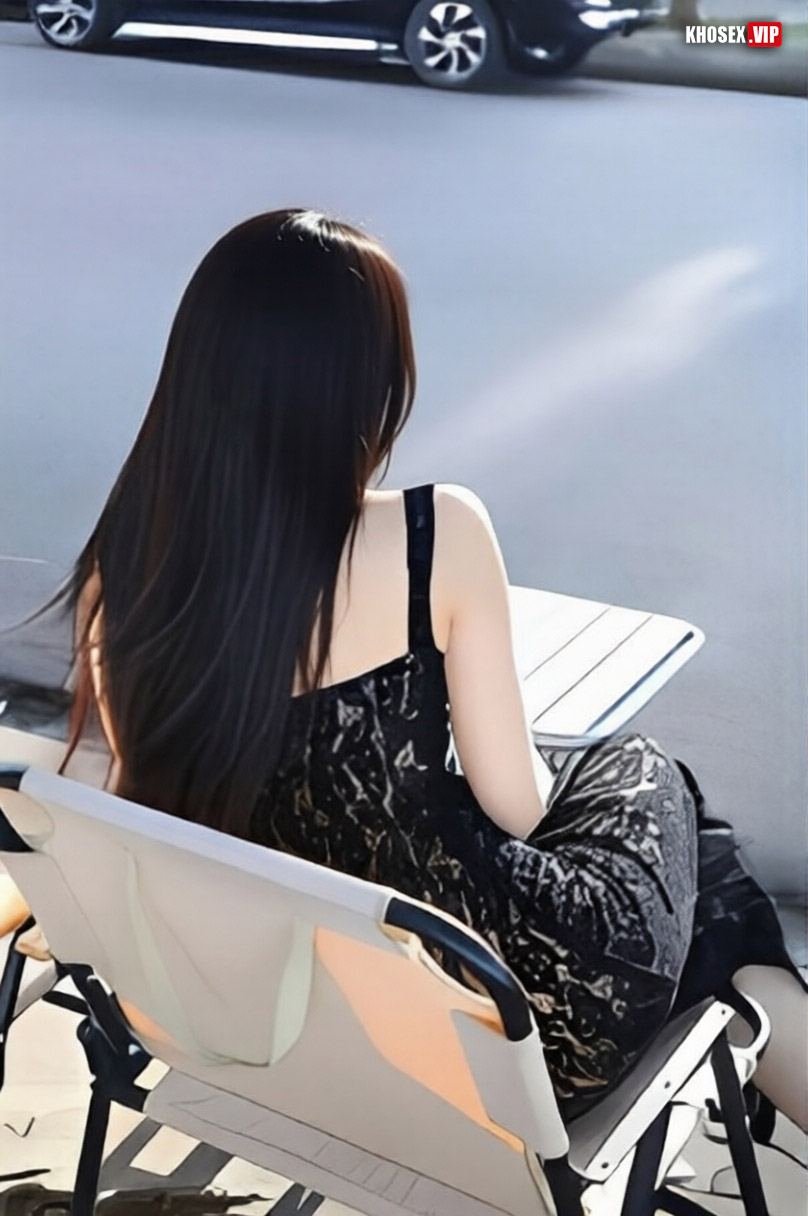 Máy bay chủ quán cơm bị chồng bỏ quên và cái kết - Hình 02