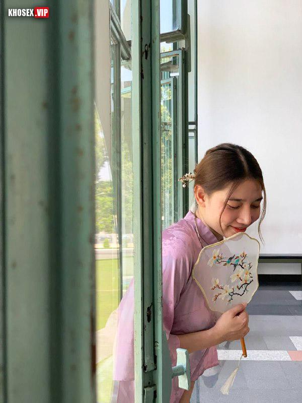 Phê quá à chồng bắn nha vợ (Full Clip + Pic) - Hình 03