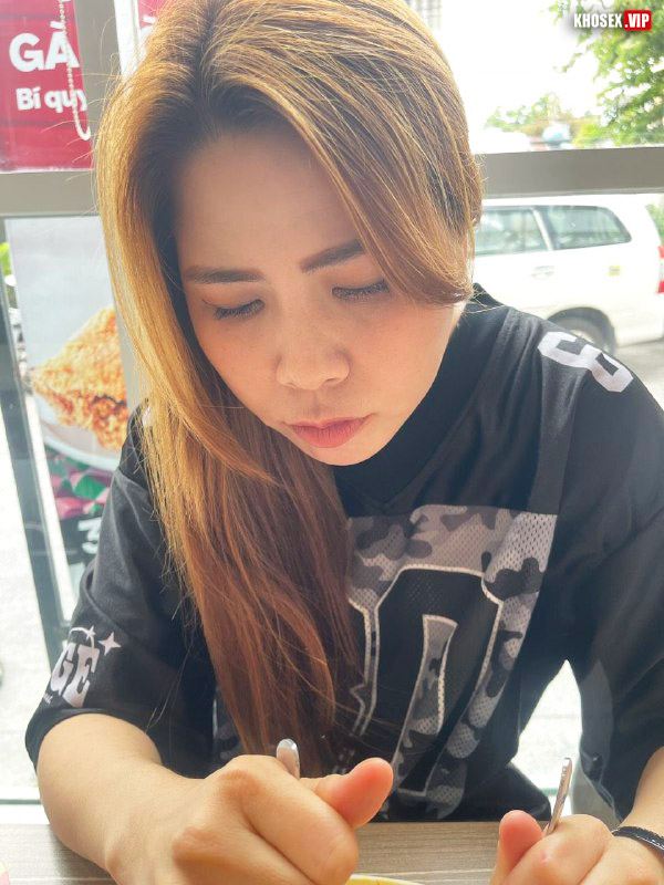 Sướng quá em chịu không nổi rồi (Full Clip + Pic) - Hình 03