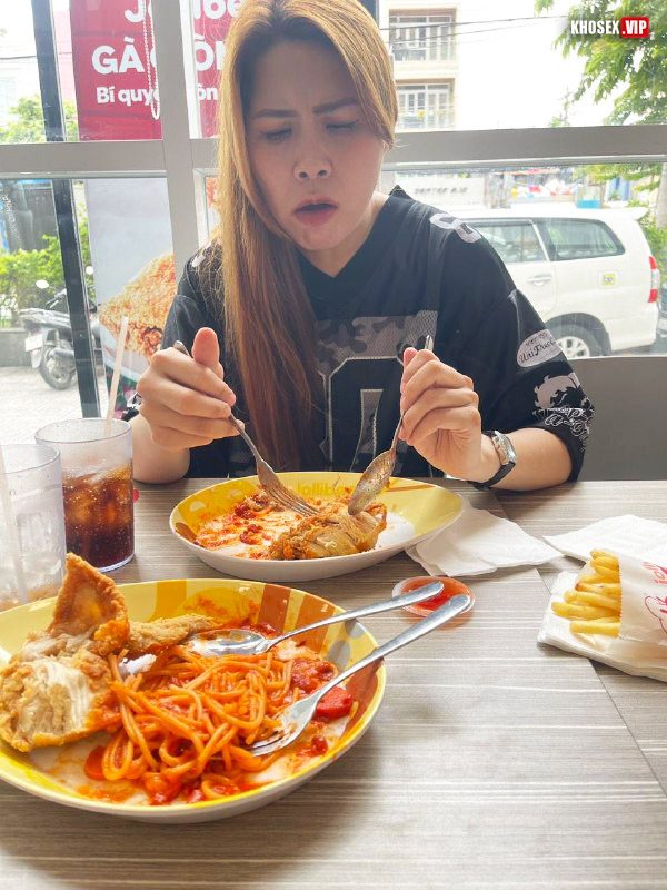 Sướng quá em chịu không nổi rồi (Full Clip + Pic) - Hình 06