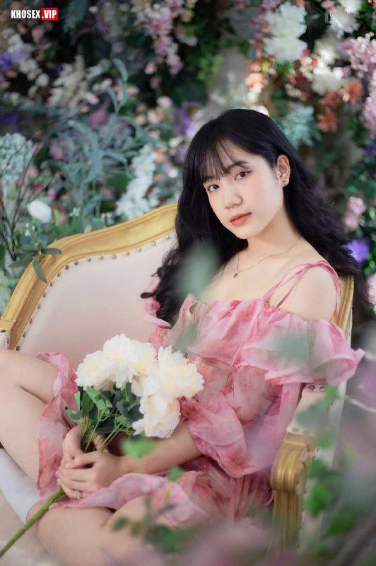 Chơi lỗ lồn chưa đã anh chuyển sang lỗ nhị làm em sướng phê - Hình 02