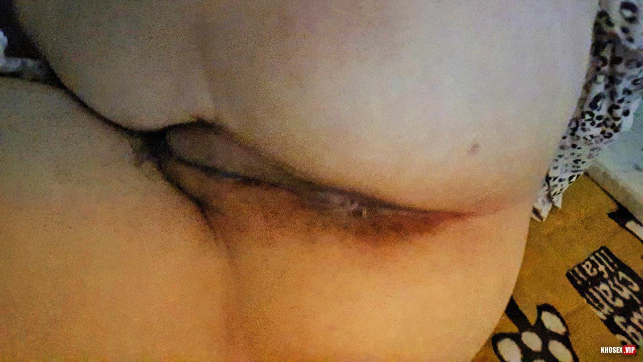 Đêm khuya đè con vợ dâm ra địt xuất tinh tràn lồn - Hình 12