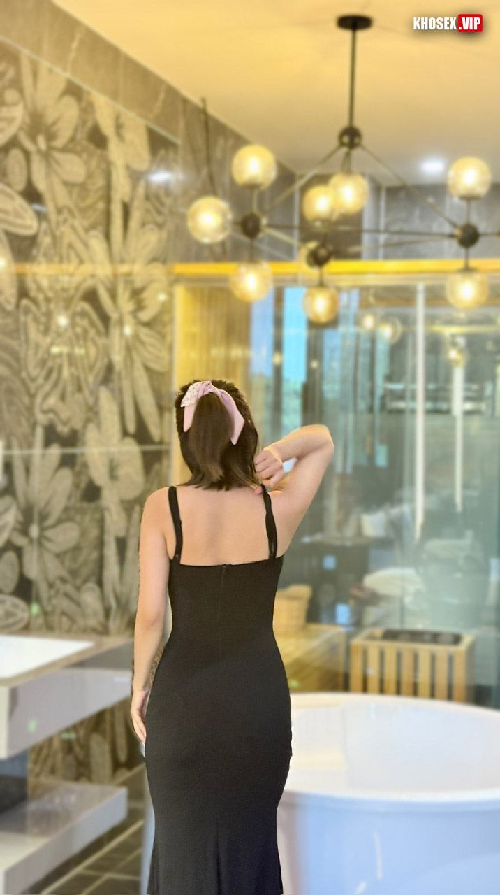 Địt em Loli 2k mặt xinh bím nhiều nước - Hình 11