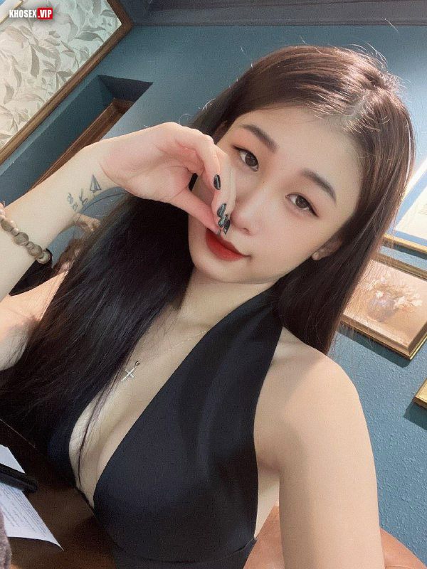 Em học sinh bị bạn trai chịch em rên như bị cắt tiết (Full Clip + Pic) - Hình 10