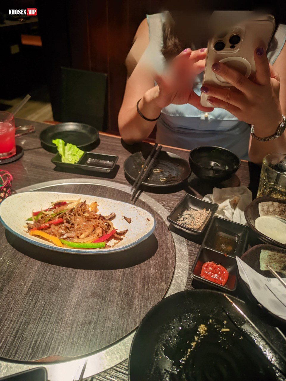 Hết tinh trùng với chị giám đốc ngày cuối năm - Hình 02