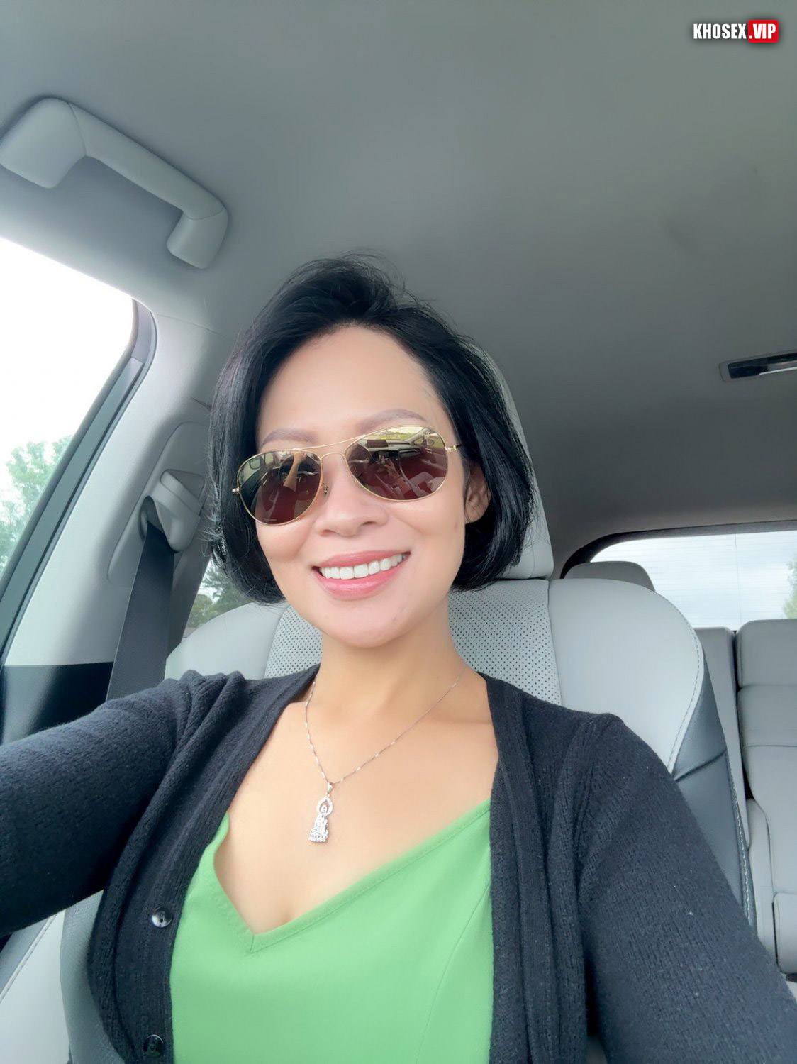 Máy bay U40 ngoại tình với đồng nghiệp trẻ đụ không bao bắn vào trong phê lòi lồn (Full Clip + Pic) - Hình 02