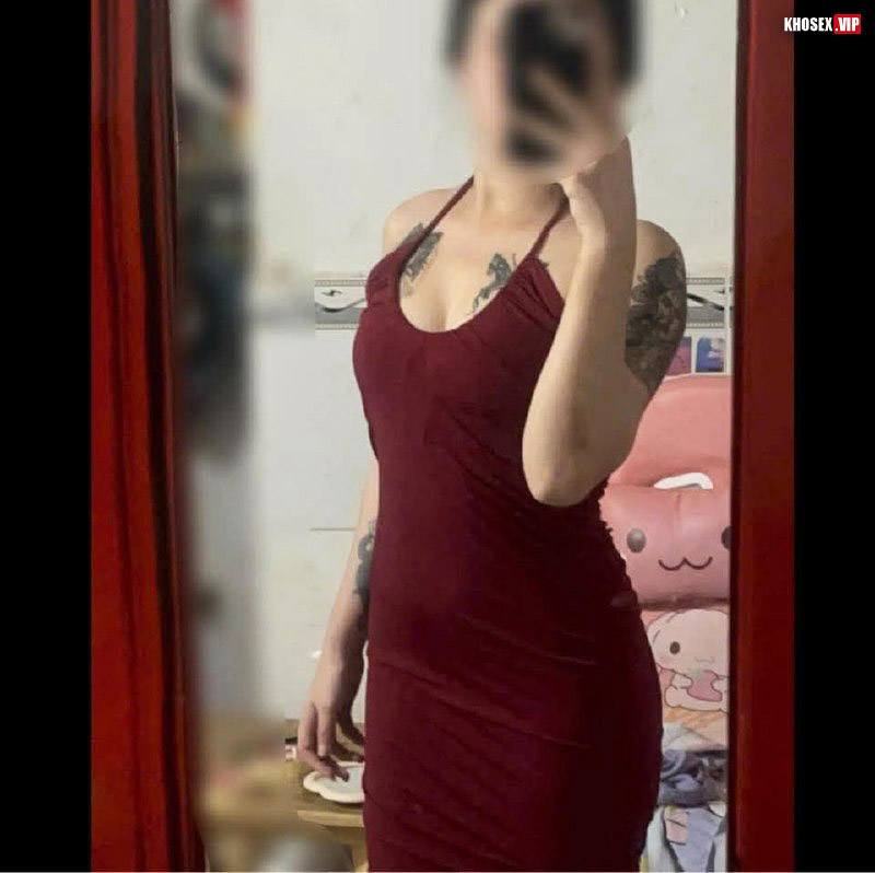 Cặc to tuột quần chịch em rau xinh lồn múp trong phòng trọ (Full Clip + Pic) - Hình 18