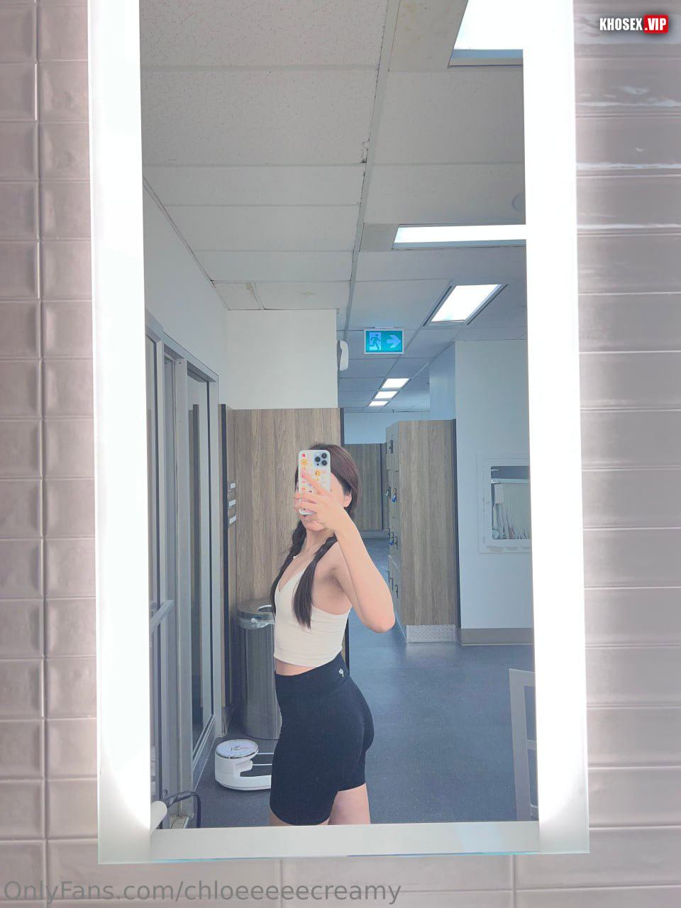 Clip sex Chloeeeeecreamy cuckold với bull tây chồng làm cameraman (Full Clip + Pic) - Hình 19