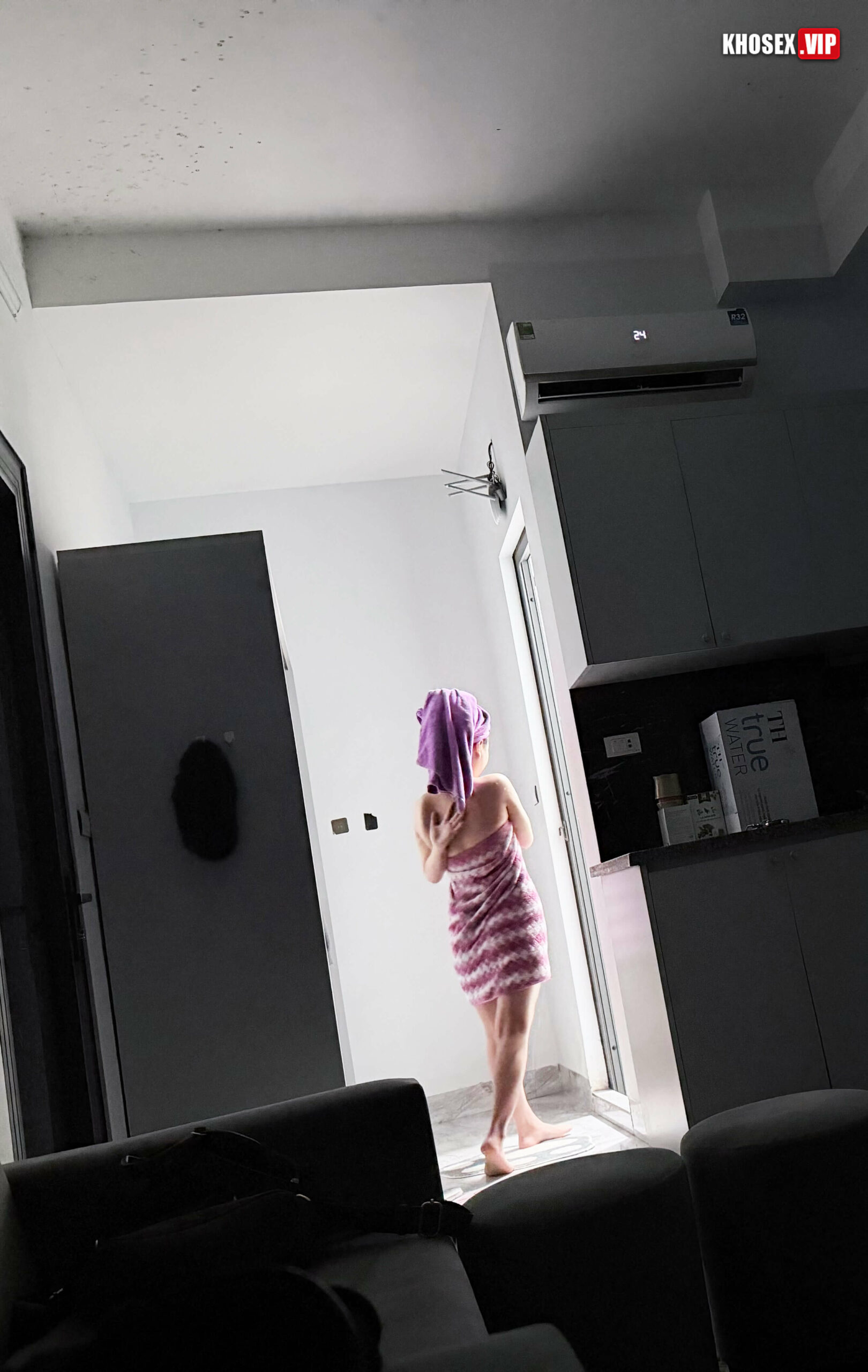 Địt xuất trong em rau non 2k6 mông vú đẹp rên nứng (Full Clip + Pic) - Hình 20