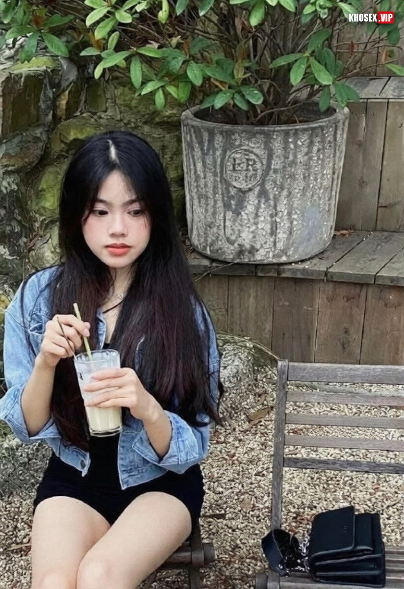 Lộ clip sex Mai Hoa 2k8 vú to mặt xinh ngon hết nước chấm (Full Clip + Pic) - Hình 03