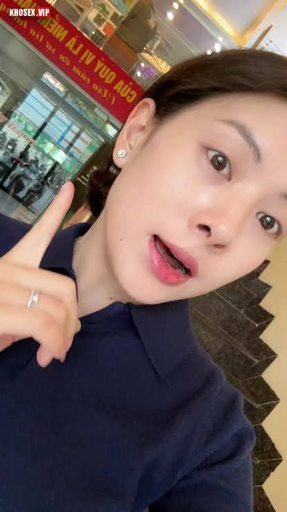 Lộ clip sex tiktoker uyenbeu2006 địt nhau với bạn trai - Hình 01