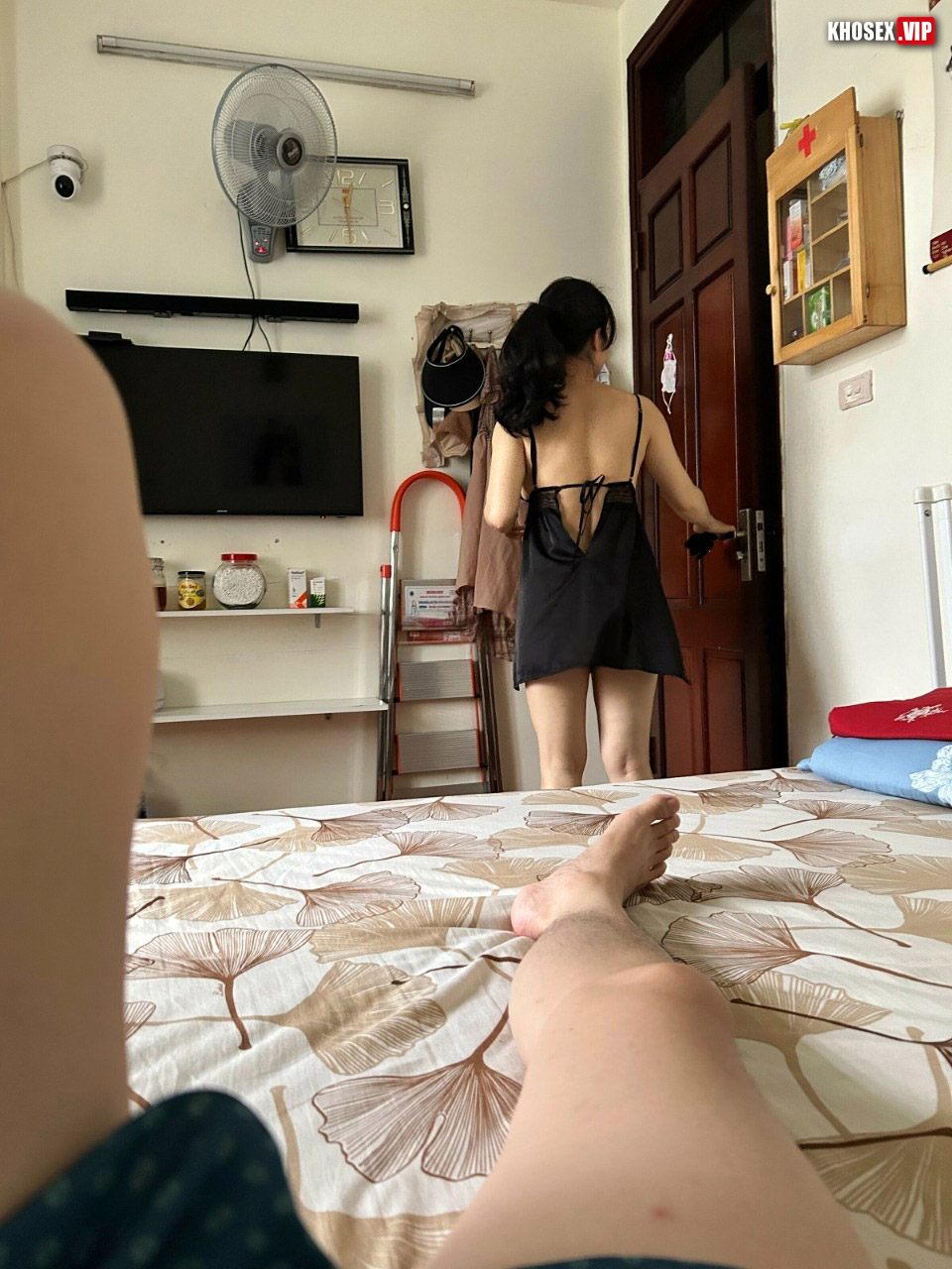 Vợ dâm lol tan làm là con vk tụt quần ck ra nhấp - Phần 2 - Hình 01